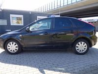 Gebraucht Ford Focus Fun X 101 PS (74 kW) 2006 Pantherschwarz metallic Limousine