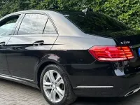 Gebraucht Mercedes E220 170 PS (125 kW) 2015 Schwarz Limousine