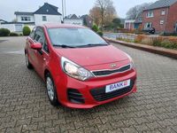 Gebraucht Kia Rio 82 PS (60 kW) 2016 Rot Kleinwagen
