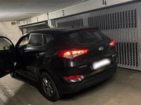 Gebraucht Hyundai Tucson 116 PS (85 kW) 2017 Schwarz SUV