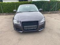 Gebraucht Audi A3 Attraction 105 PS (77 kW) 2011 Grau Limousine