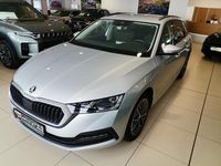 Gebraucht Skoda Octavia Clever 150 PS (110 kW) 2021 Brilliantsilber metallic Kombi