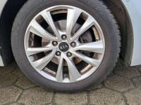 Gebraucht Kia Optima Spirit 154 PS (113 kW) 2019 (4ss) seidensilber met. Kombi