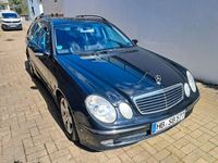 Gebraucht Mercedes E240 Avantgarde 177 PS (130 kW) 2003 Schwarz Limousine