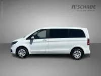 Gebraucht Mercedes V220 163 PS (119 kW) 2022 Weiß Van / Kleinbus