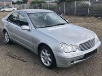 Gebraucht Mercedes C240 Elegance 170 PS (125 kW) 2003 Silber Limousine