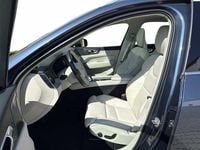 Gebraucht Volvo XC60 Ultimate 235 PS (172 kW) 2023 723 denim blue metallic SUV