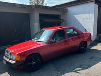 Gebraucht Mercedes 190 118 PS (86 kW) 1989 Rot Limousine