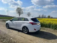 Gebraucht Hyundai i30 101 PS (74 kW) 2017 Weiß Kombi