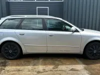 Używany Audi A4 130 KM (95 kW) 2004 Srebrny Kombi