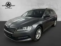 Gebraucht Skoda Superb Ambition 150 PS (110 kW) 2024 Graphitegrau metallic (metallic) Kombi