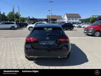 Gebraucht Mercedes A200 Progressive 163 PS (119 kW) 2025 Schwarz Limousine