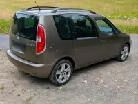 Gebraucht Skoda Roomster 90 PS (66 kW) 2013 Braun Van / Kleinbus