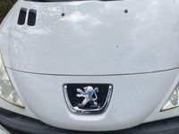 Gebraucht Peugeot 206 68 PS (50 kW) 2011 Weiß Kleinwagen