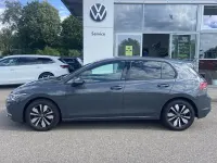 Gebraucht VW Golf VIII Active 150 PS (110 kW) 2023 Grau Limousine