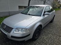 Gebraucht VW Passat 130 PS (95 kW) 2003 Grau Limousine