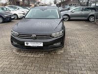 Gebraucht VW Passat Basis 150 PS (110 kW) 2020 Grau Kombi