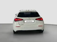 Gebraucht Mercedes A180 Night 136 PS (100 kW) 2026 Unilack polarweiß Limousine