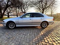 Gebraucht BMW 523 170 PS (125 kW) 1996 Silber Limousine