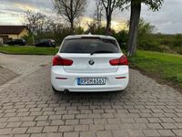 gebraucht BMW 118 d / PDC / keyless go / aut. / 5-trg