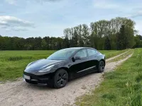 Second-hand Tesla Model 3 323 kW (440 CP) 2020 Negru Berlinǎ