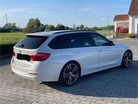 Gebraucht BMW 318 Performance 150 PS (110 kW) 2015 Weiß Kombi
