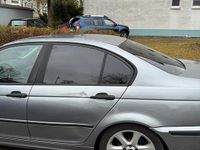 Gebraucht BMW 318 143 PS (105 kW) 2004 Grau Limousine