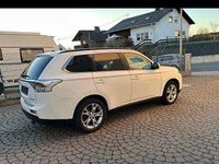 Używany Mitsubishi Outlander 156 KM (114 kW) 2013 Biały SUV