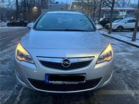 Gebraucht Opel Astra 91 PS (66 kW) 2011 Silber Kombi