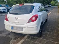 Gebraucht Opel Corsa 101 PS (74 kW) 2011 Weiß Kleinwagen