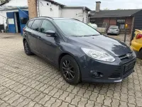Gebraucht Ford Focus Champions Edition 125 PS (91 kW) 2013 Grau Limousine