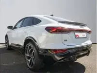 Gebraucht Audi Q6 e-tron 225 kW (306 PS) 2025 Weiß (weiss / gletscherweiss) SUV