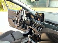 Gebraucht Ford Focus 150 PS (110 kW) 2019 Grau Kombi