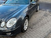 Gebraucht Mercedes E220 Elegance 170 PS (125 kW) 2008 Grau Limousine