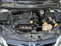 Gebraucht Opel Corsa OPC 90 PS (66 kW) 2009 Weiß Kleinwagen