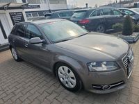 Gebraucht Audi A3 Attraction 125 PS (91 kW) 2011 Grau Kleinwagen