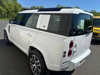 Gebraucht Land Rover Defender SE Dynamic 200 PS (147 kW) 2021 Weiß SUV