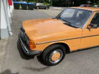 Gebraucht Mercedes 240 72 PS (52 kW) 1978 Orange Limousine