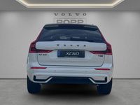 Neu Volvo XC60 Plus 455 PS (334 kW) 2025 Crystal white SUV