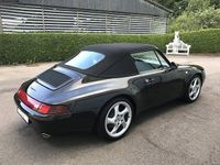 Gebraucht Porsche 993 272 PS (200 kW) 1995 Schwarz metallic Cabrio