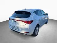 Gebraucht Seat Leon 150 PS (110 kW) 2025 Bila weiß Limousine