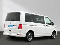 Gebraucht VW Multivan Trendline 150 PS (110 kW) 2022 Weiß Van / Kleinbus