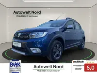 Gebraucht Dacia Sandero Stepway 90 PS (66 kW) 2017 Blau Limousine