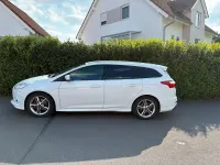 Gebraucht Ford Focus ST-Line 150 PS (110 kW) 2013 Weiß Kombi