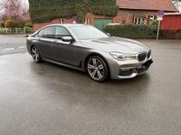 Gebraucht BMW 730 265 PS (194 kW) 2016 Grau Limousine