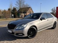 Gebraucht Mercedes E220 Avantgarde 170 PS (125 kW) 2012 Limousine