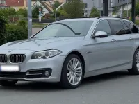 Gebraucht BMW 518 Luxury Line 190 PS (139 kW) 2014 Silber Kombi