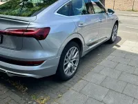 Gebraucht Audi e-tron Sportback Design 230 kW (313 PS) 2022 Silber SUV