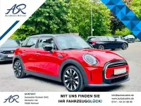 Używany Mini Cooper Classic 136 KM (100 kW) 2021 Czerwony Hatchback