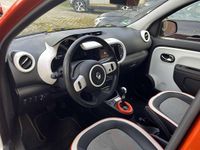 Gebraucht Renault Twingo Vibes 60 kW (82 PS) 2021 Valencia orange Kleinwagen